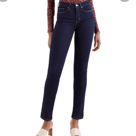 Levi’s Jeans - Picture 3 of 11